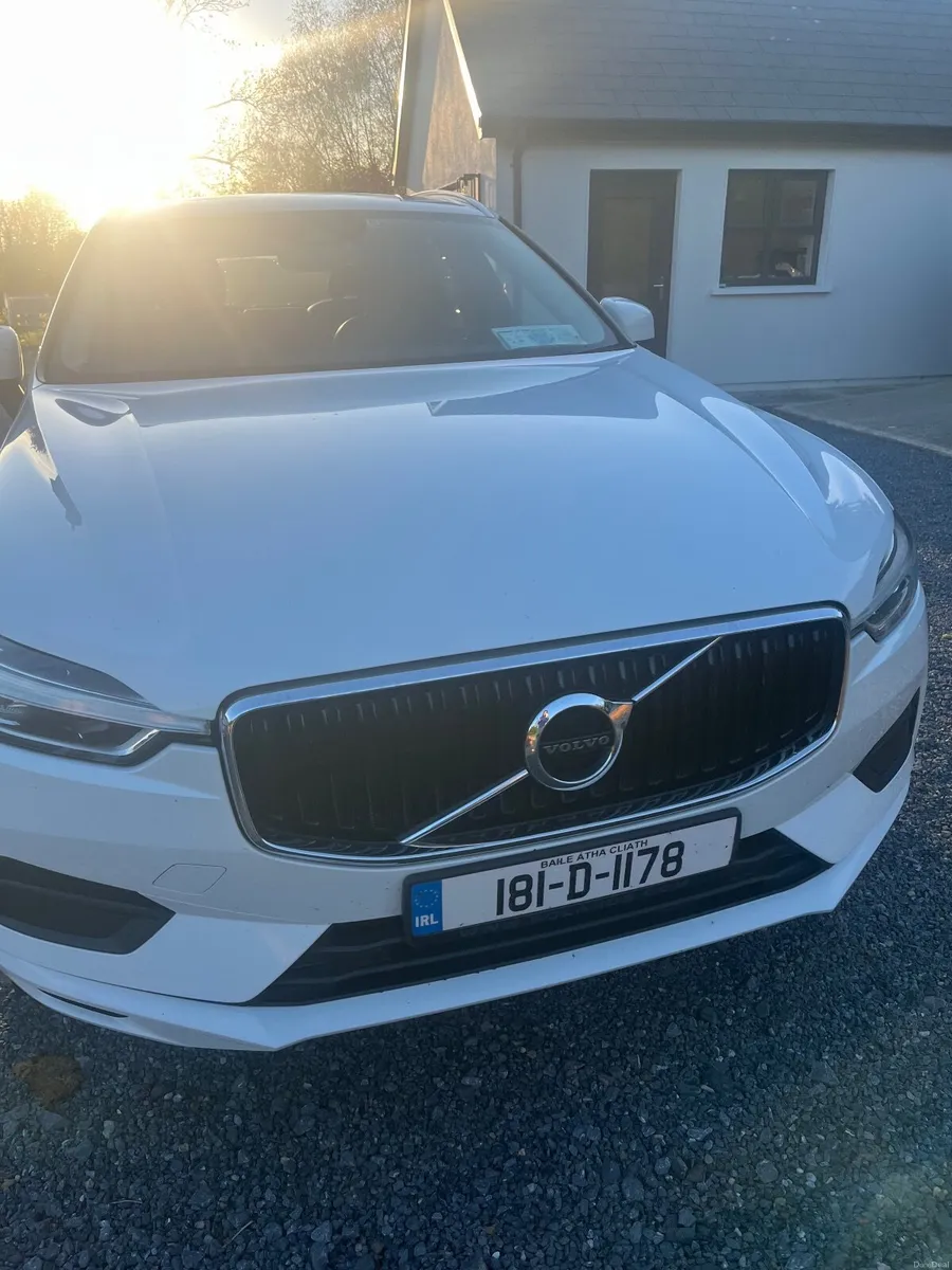 Volvo XC60 2018 - Image 2