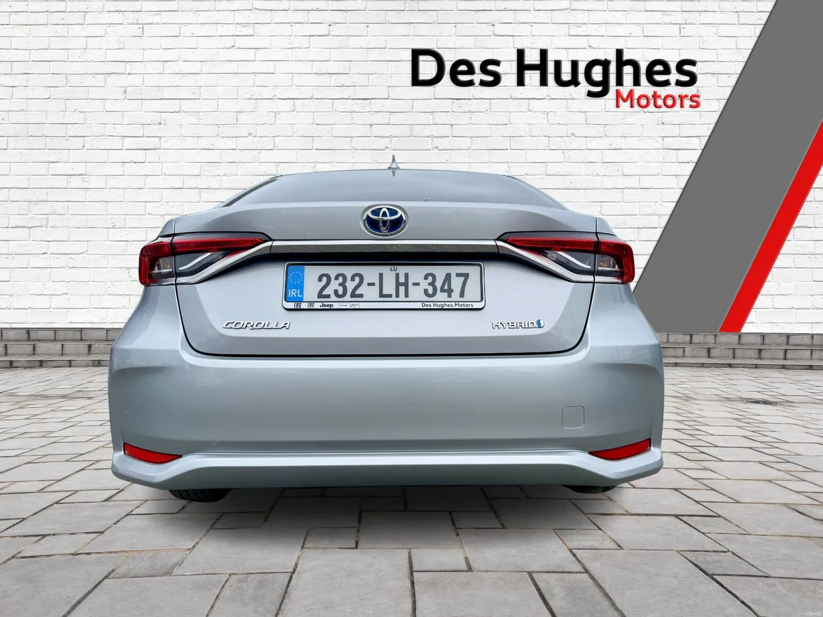 Toyota Corolla 2023 Luna-Sport Saloon - Image 4