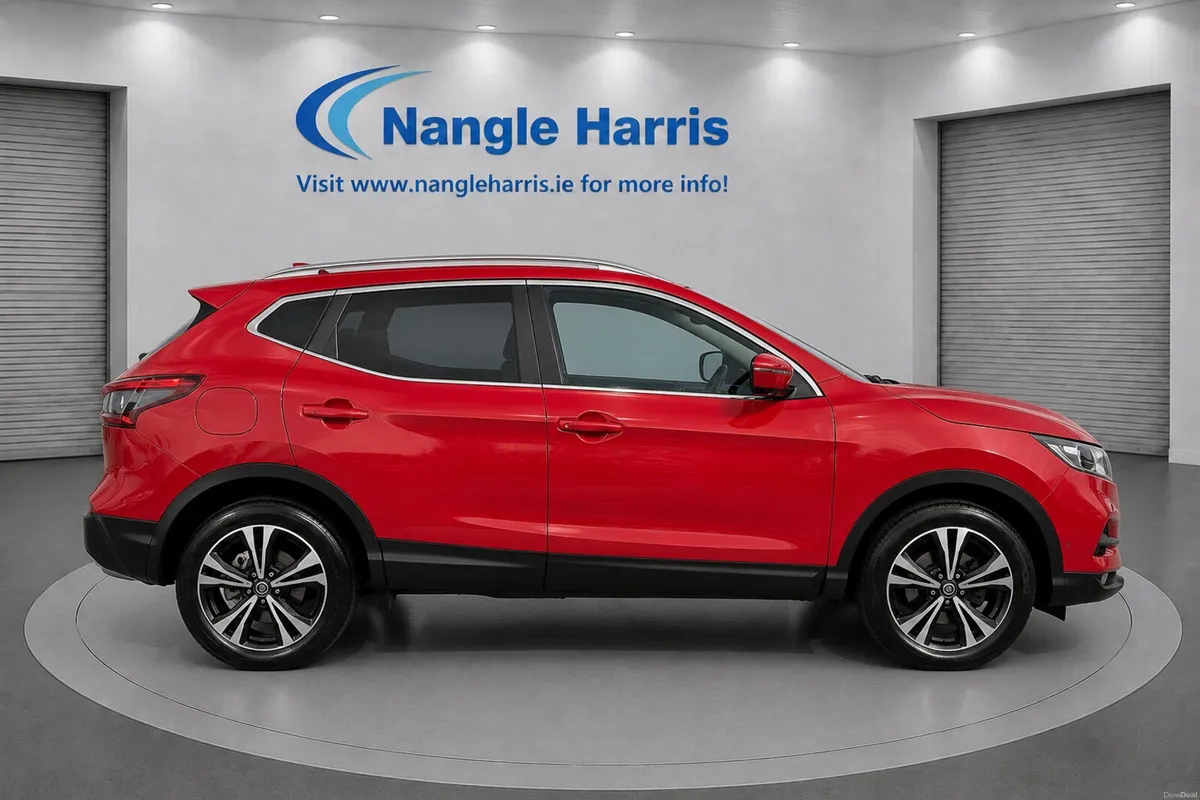Nissan Qashqai Automatic - Image 6
