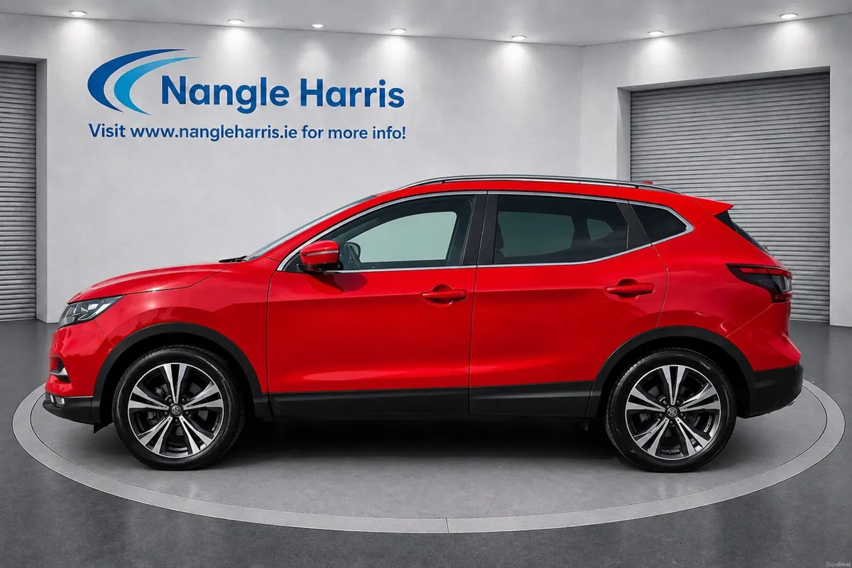 Nissan Qashqai Automatic - Image 2