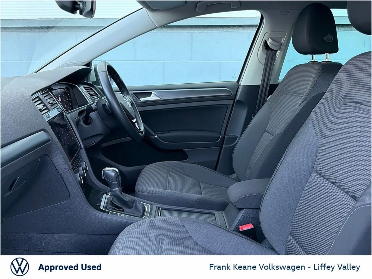 Volkswagen Golf COMFORTLINE AUTO 1.2TSI 110BHP *RE - Image 4