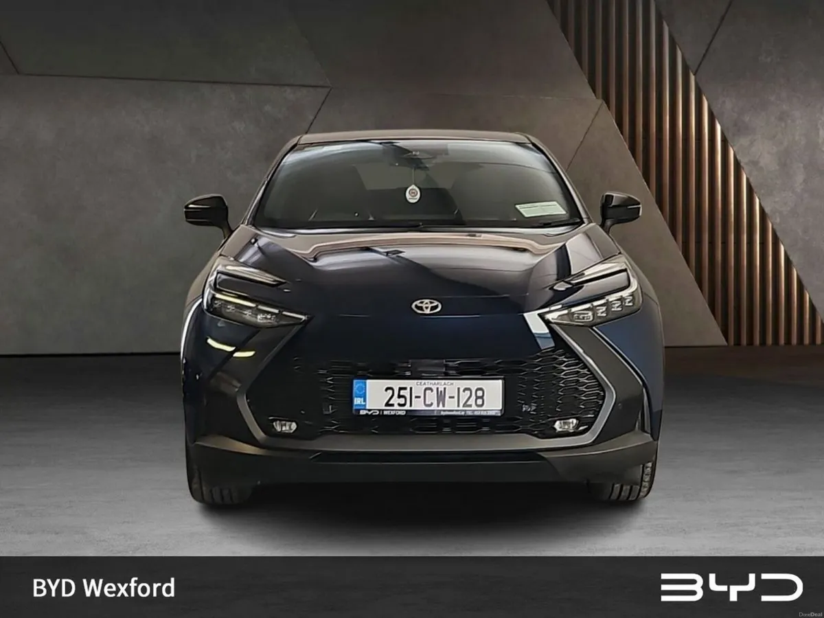 Toyota C-HR 1.8 Hybrid Sol - Image 3