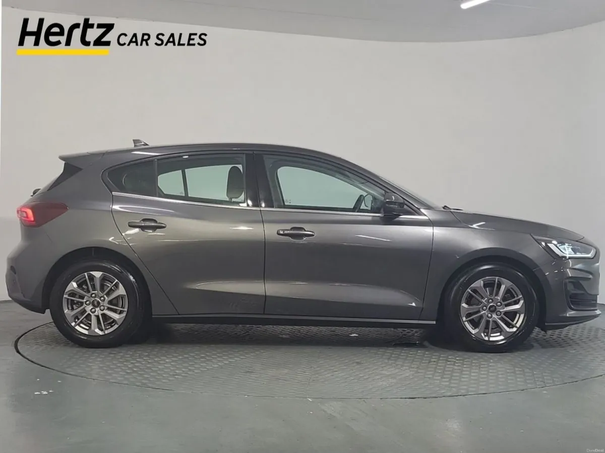 Ford Focus TITANIUM Petrol Manual - Image 4