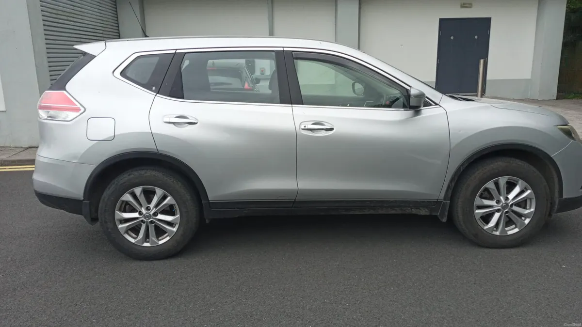 NISSAN XTRAIL/2015/1.6 DIESEL/7 SEATER/MANUAL - Image 4