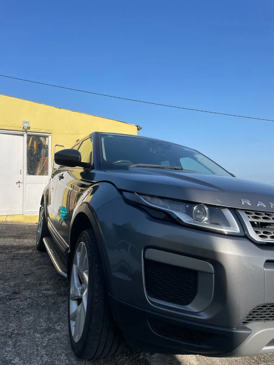 Land Rover Range Rover Evoque - Image 3