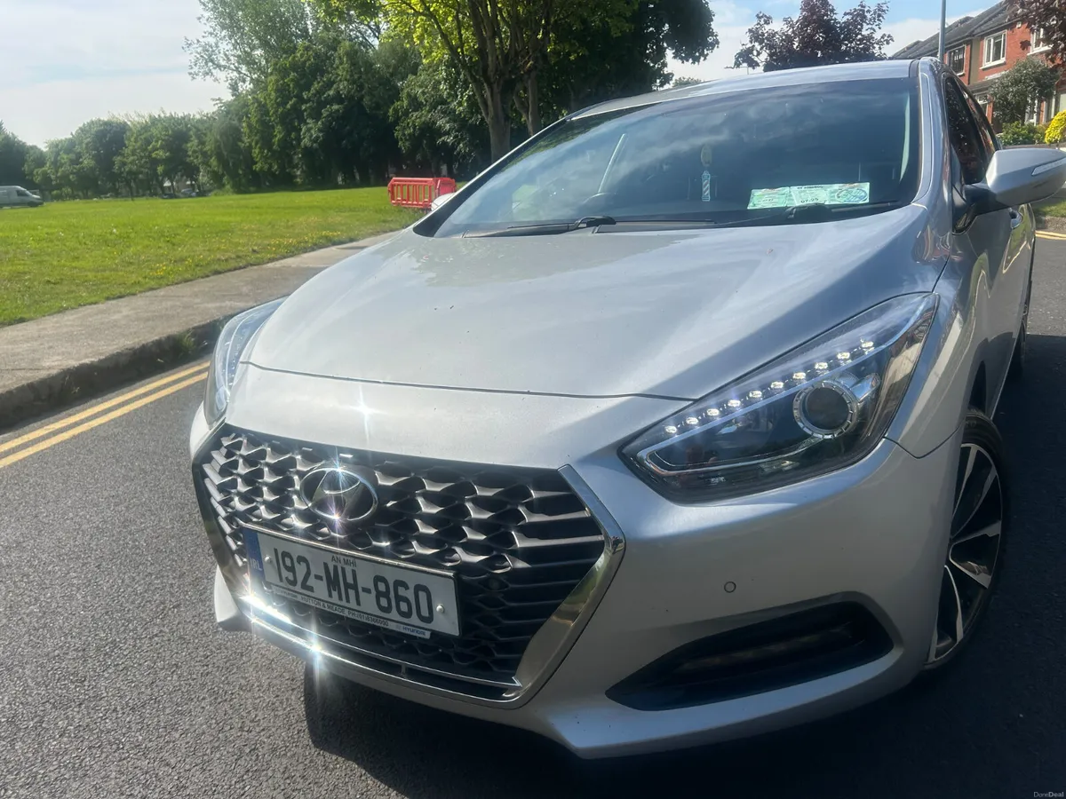 Hyundai i40 2019 1.6 Executive Leather Nct 7/27 - Image 2