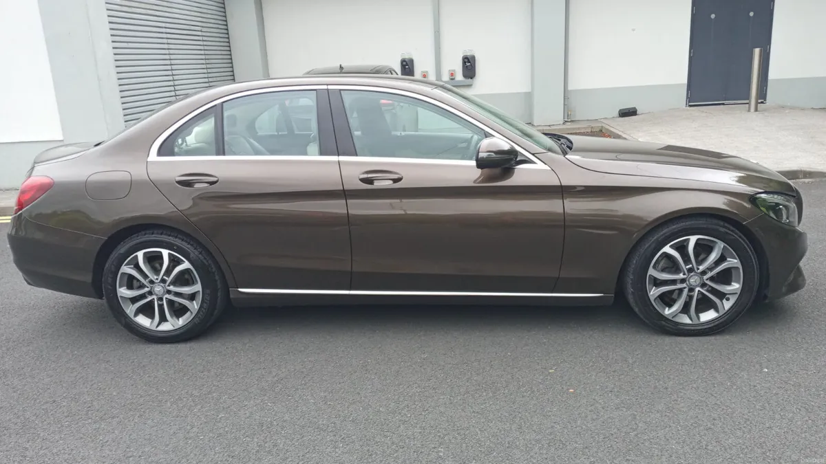MERCEDES-BENZ C-CLASS 200D/2018/1.6 DIESEL/AUTO - Image 4