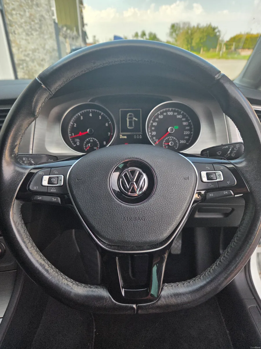 2017 vw golf 1.2 auto // LIFT FACE MODEL - Image 6