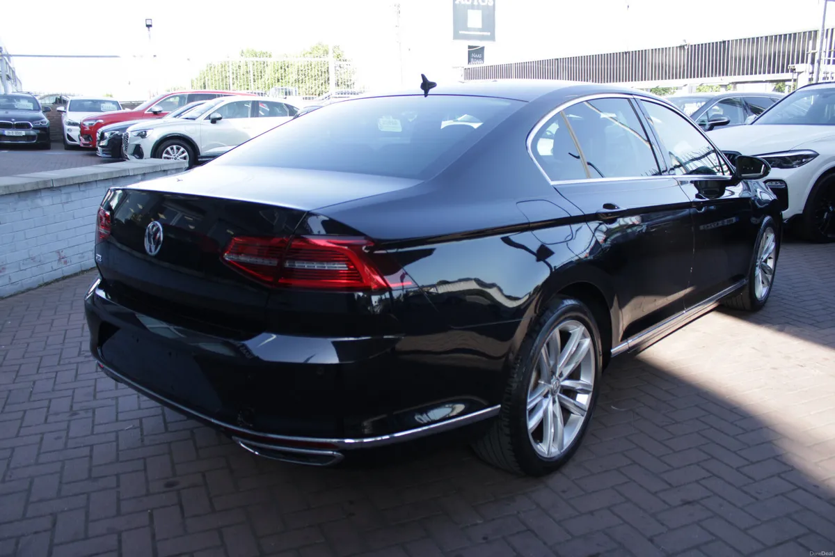 2016 VW PASSAT GTE - Image 4
