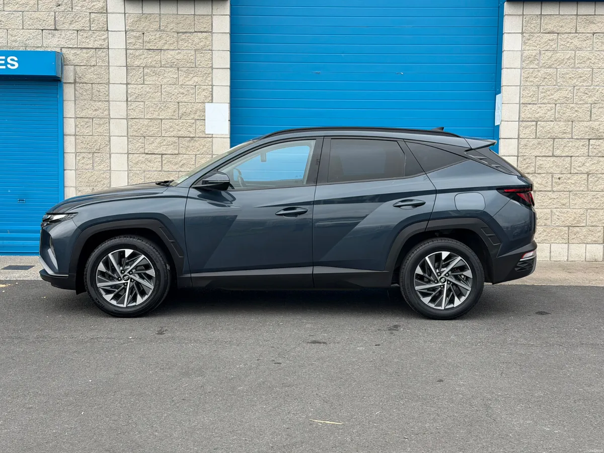 Tucson 2022 Executive Low Kms!! - Image 4