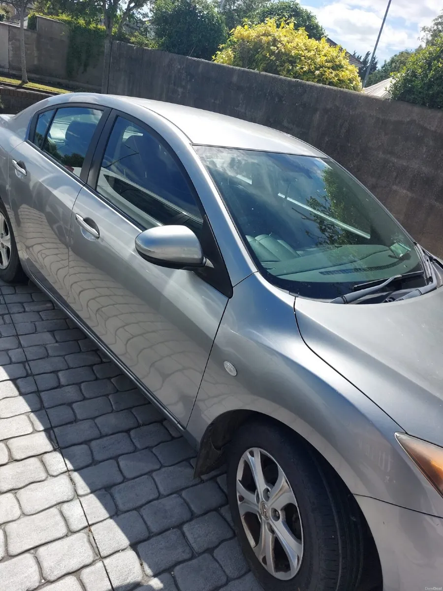 Mazda Mazda3 2011 - Image 1