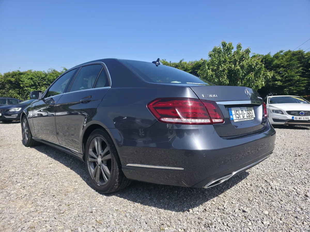 Mercedes-Benz E-Class 2015 Diesel Hybrid - Image 3