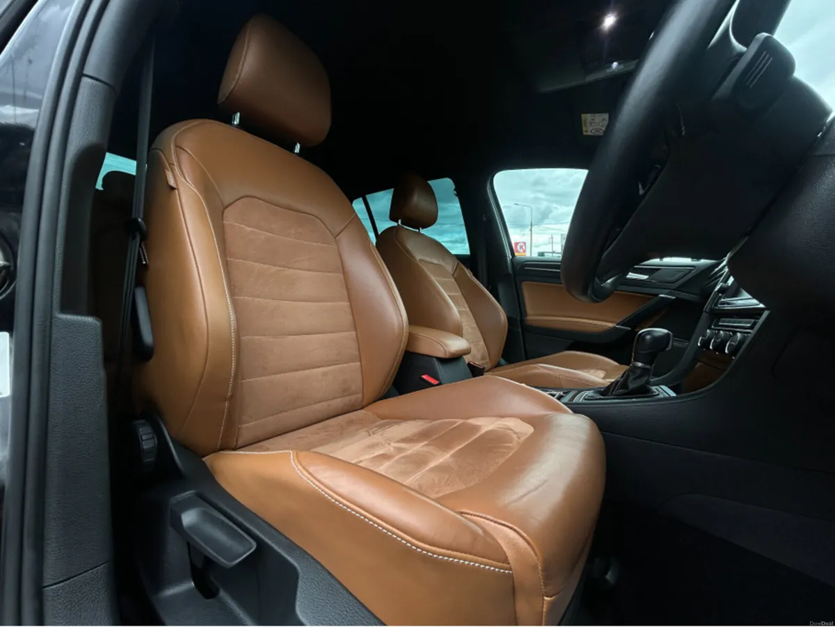 Volkswagen Golf 1.4 SPECIAL TAN HIGHLINE EDITION M - Image 2