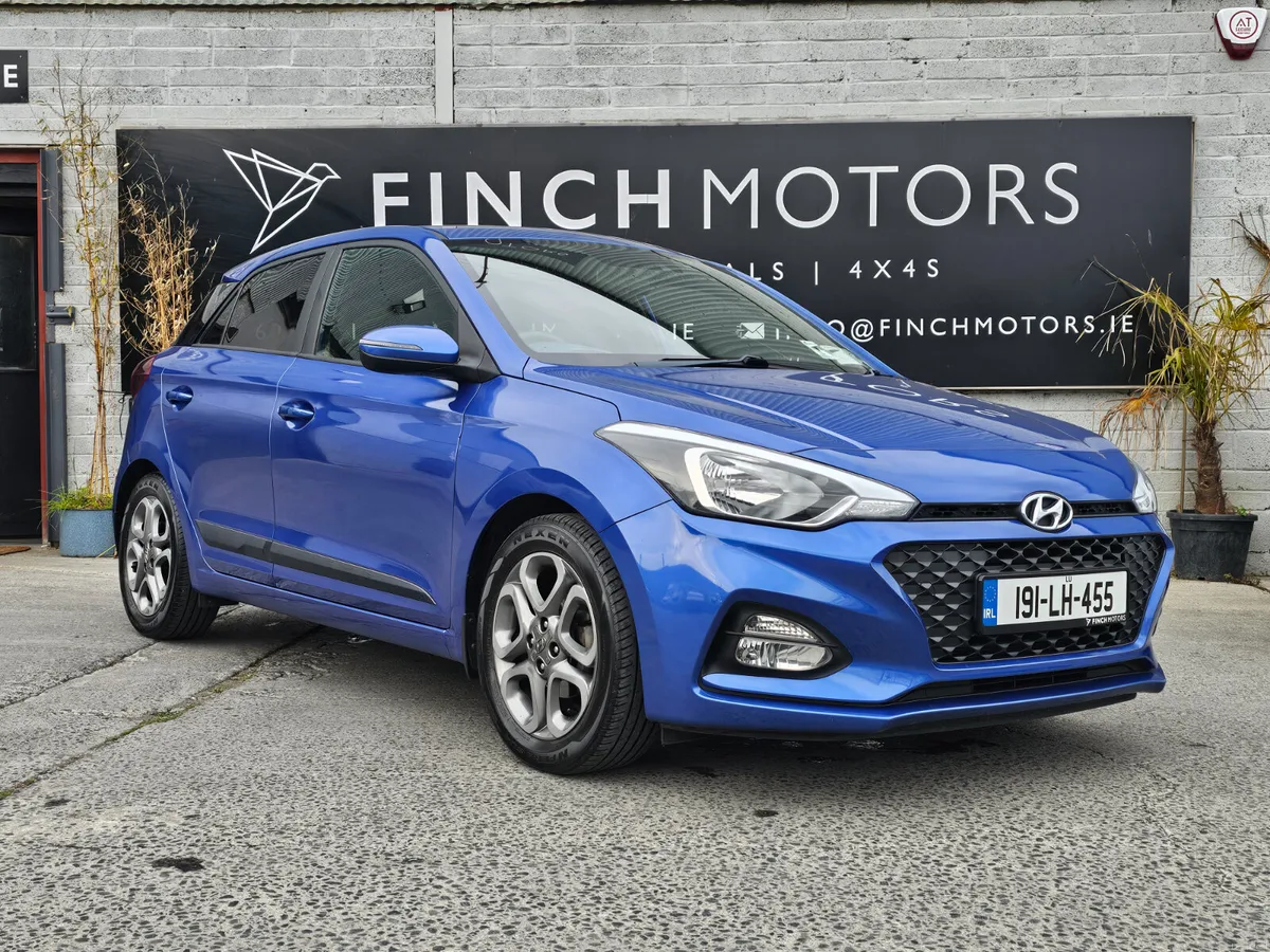 HYUNDAI I20 DELUXE // 01/27 NCT // LOW MILEAGE - Image 1