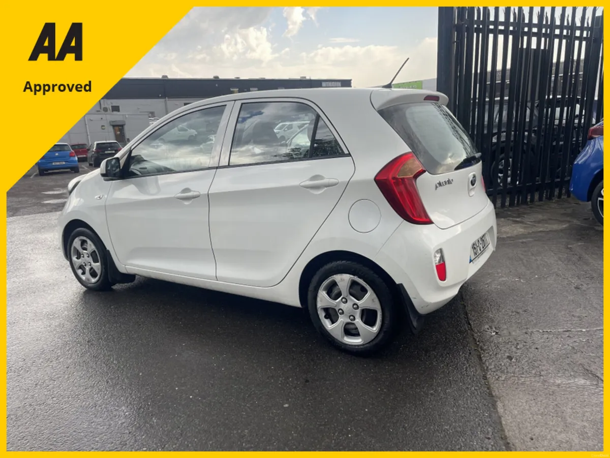Kia Picanto LX 4DR FREE DELIVERY - Image 4