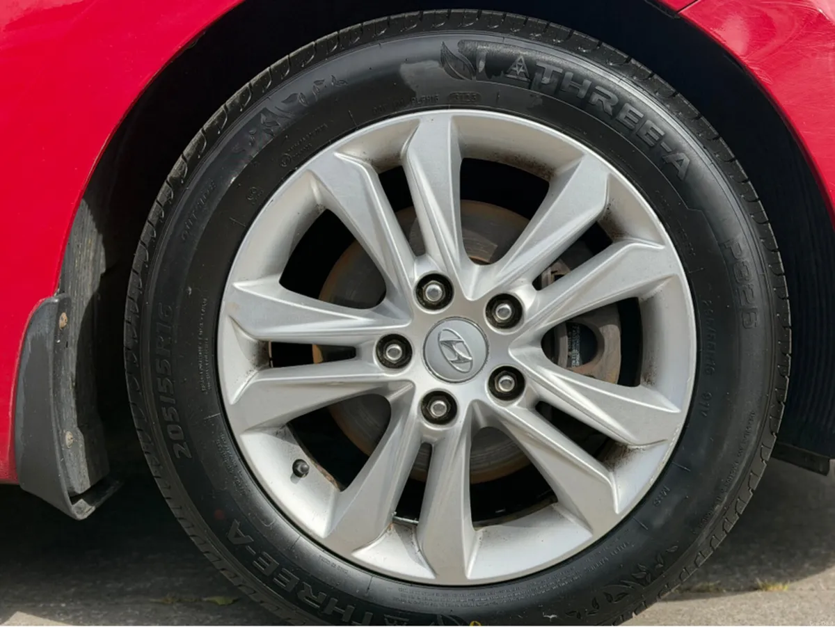 Hyundai i30 CLASSIC - Image 3