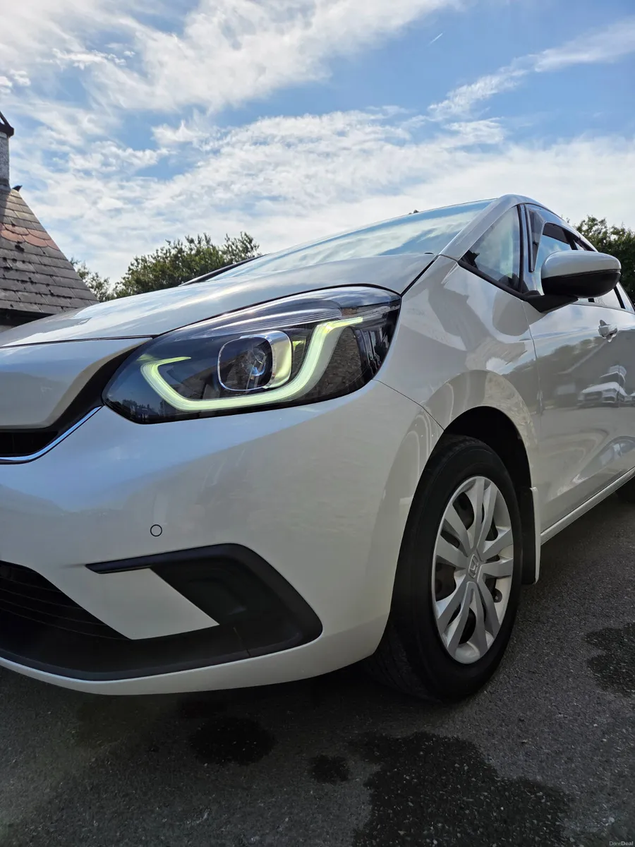 2021 HONDA FIT HYBRID - Image 4