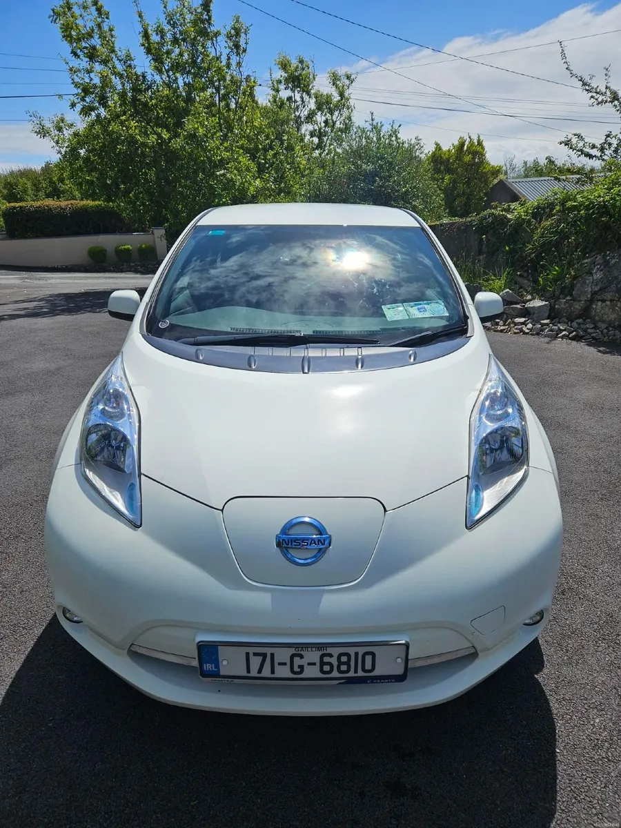 Nissan Leaf 2017 30KWh Low Milage - Image 2