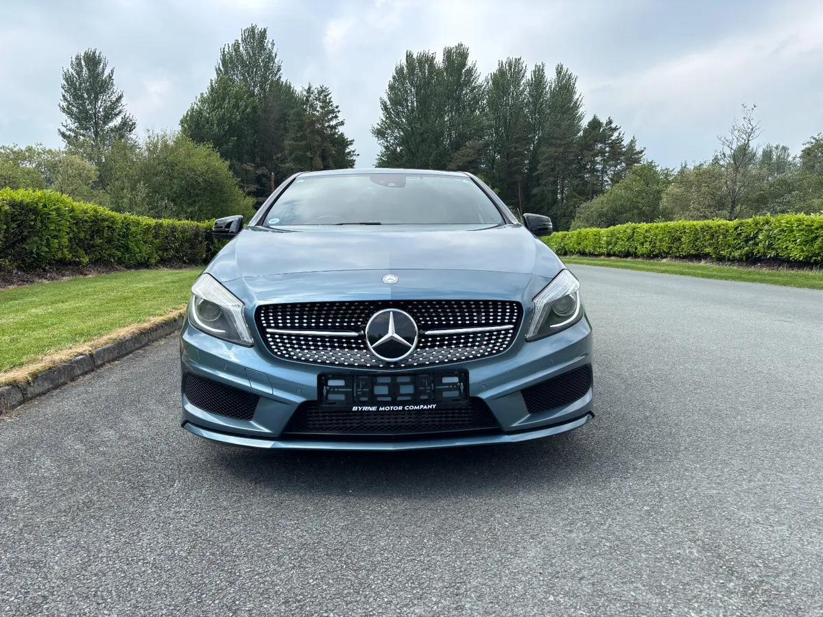 MERCEDES BENZ A180 AMG  NIGHT EDITION AUTO 2013 - Image 2