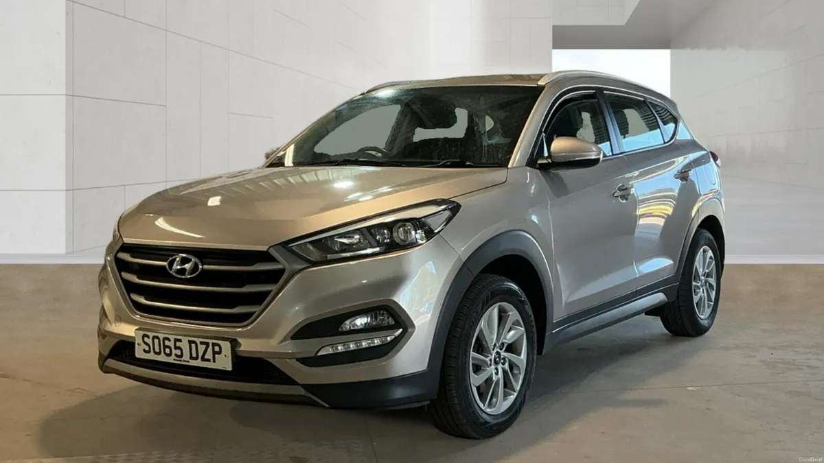 Hyundai Tucson 1.7 CDRI - FINANCE AVAILABLE - Image 2