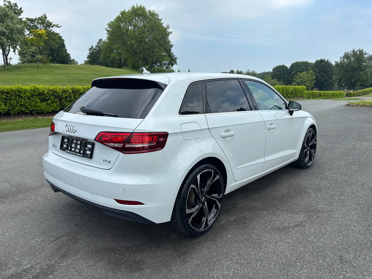 AUDI A3 1.4 TFSI AUTO 2017 - Image 4