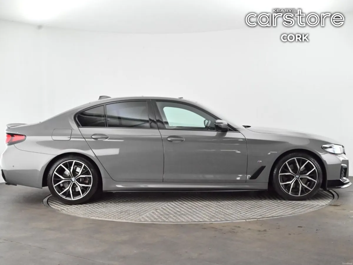 BMW 5-Series 520d M Sport Auto TECH PACK SUNROOF K - Image 2