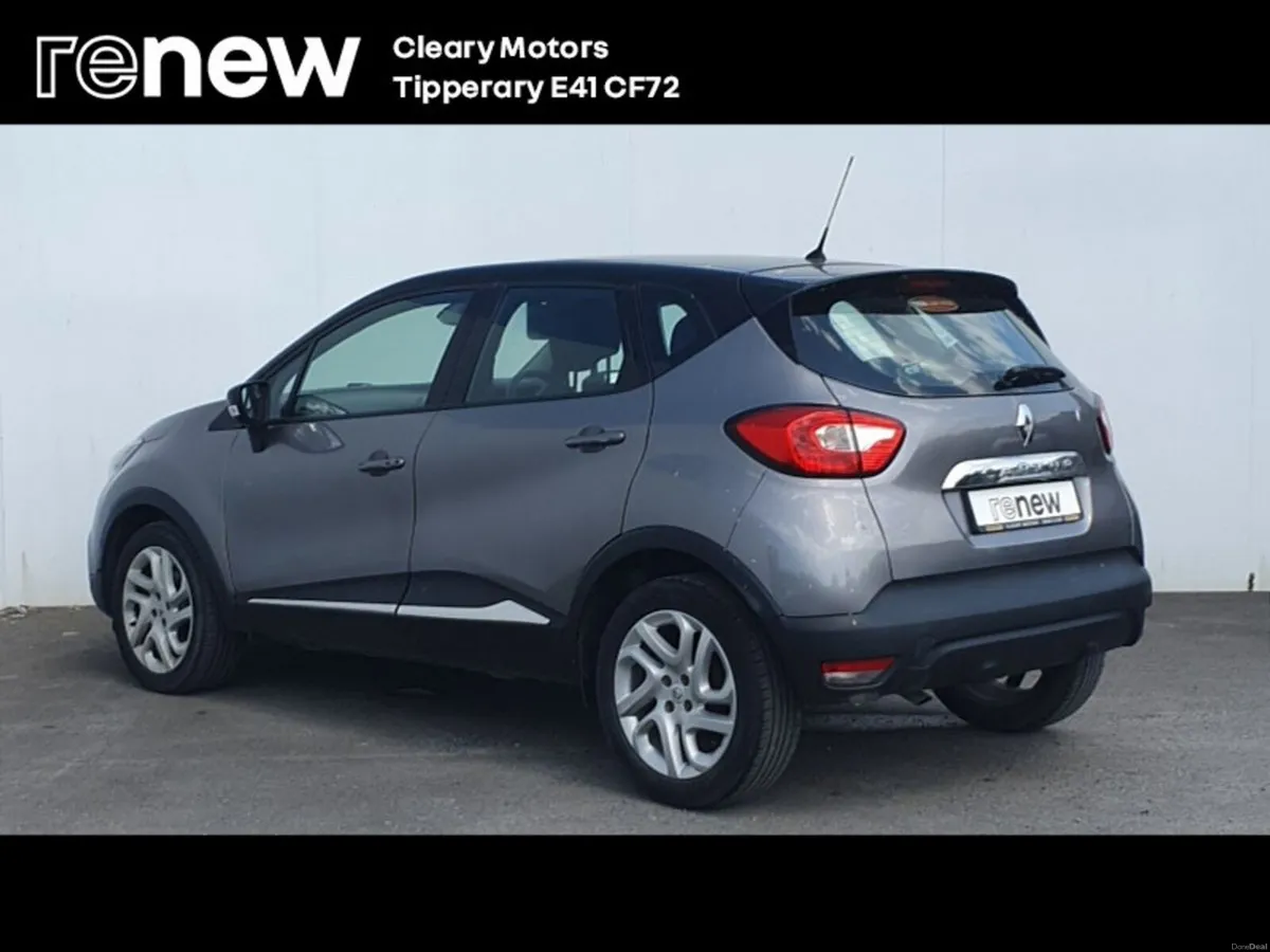 Renault Captur dCi 90 S&S INTENSE - Image 4