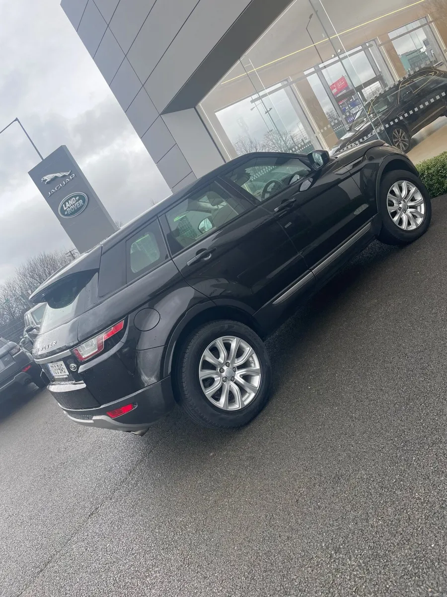 Land Rover Range Rover Evoque 2017 - Image 2