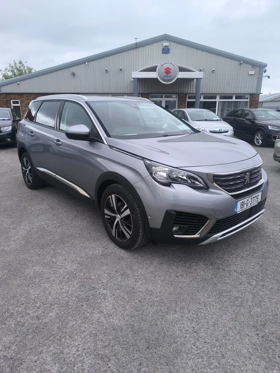 181 Peugeot 5008 1.6 AUTOMATIC - Image 2