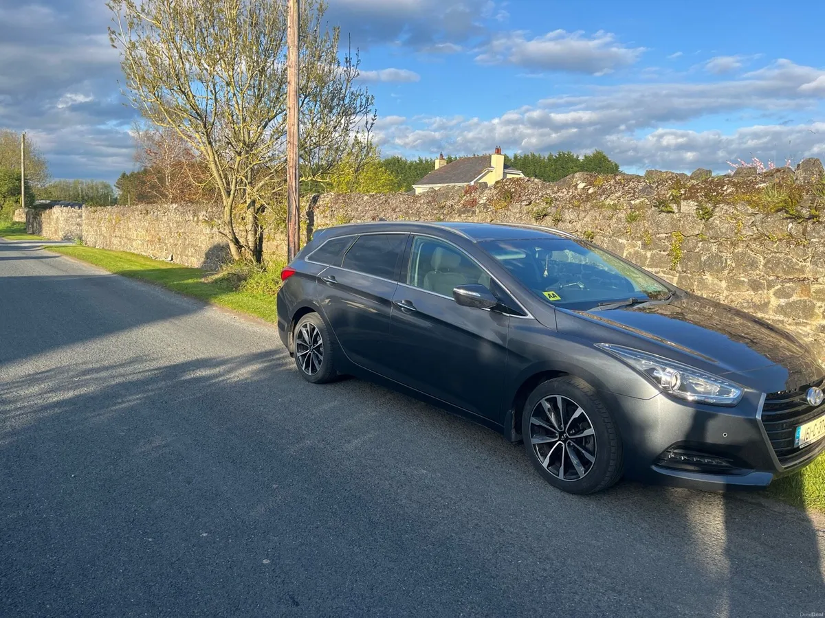 Hyundai i40 Estate Grey - Image 1