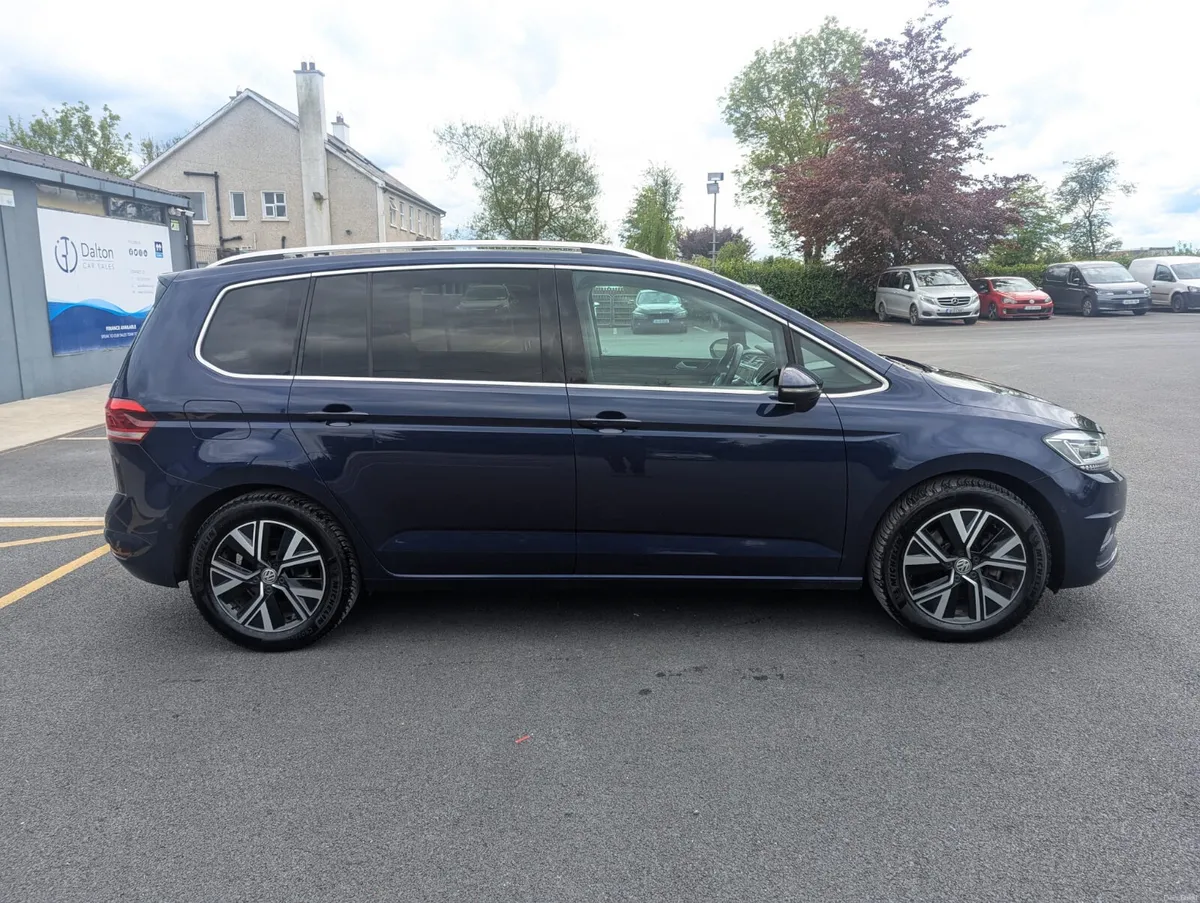 VOLKSWAGEN TOURAN HIGHLINE DSG 2.0TDI 7 SEAT 2020 - Image 4
