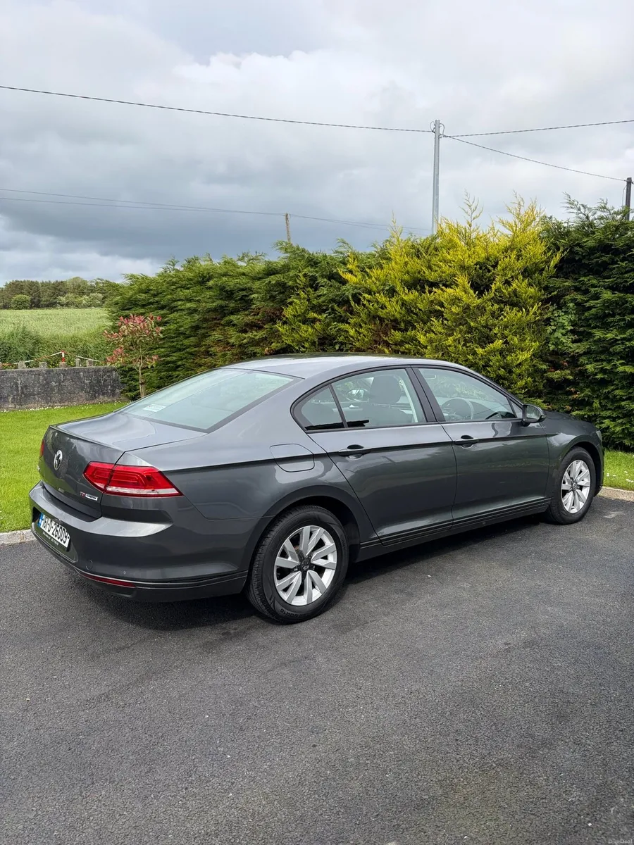 161 VW Passat 1.6 Diesel - Image 4