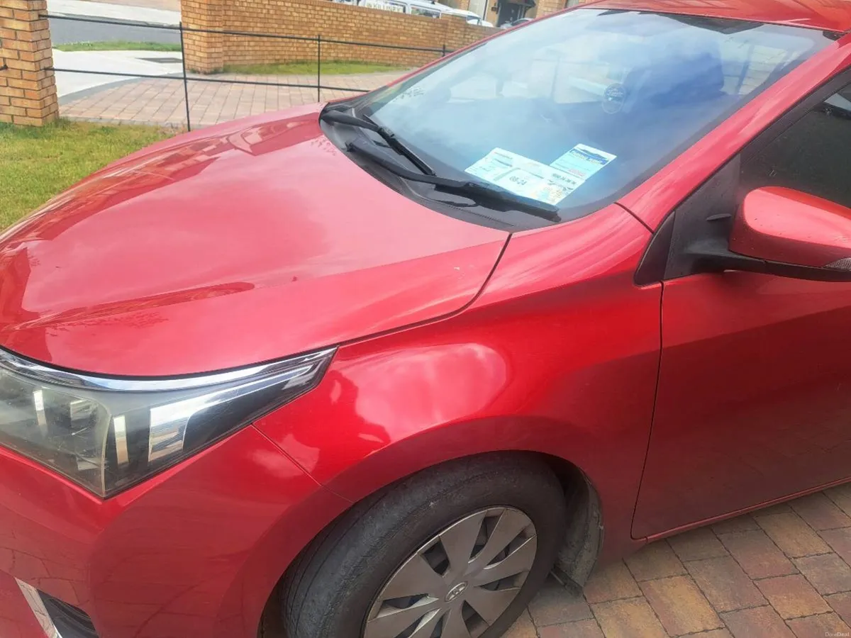 Toyota Corolla 2015 - Image 2