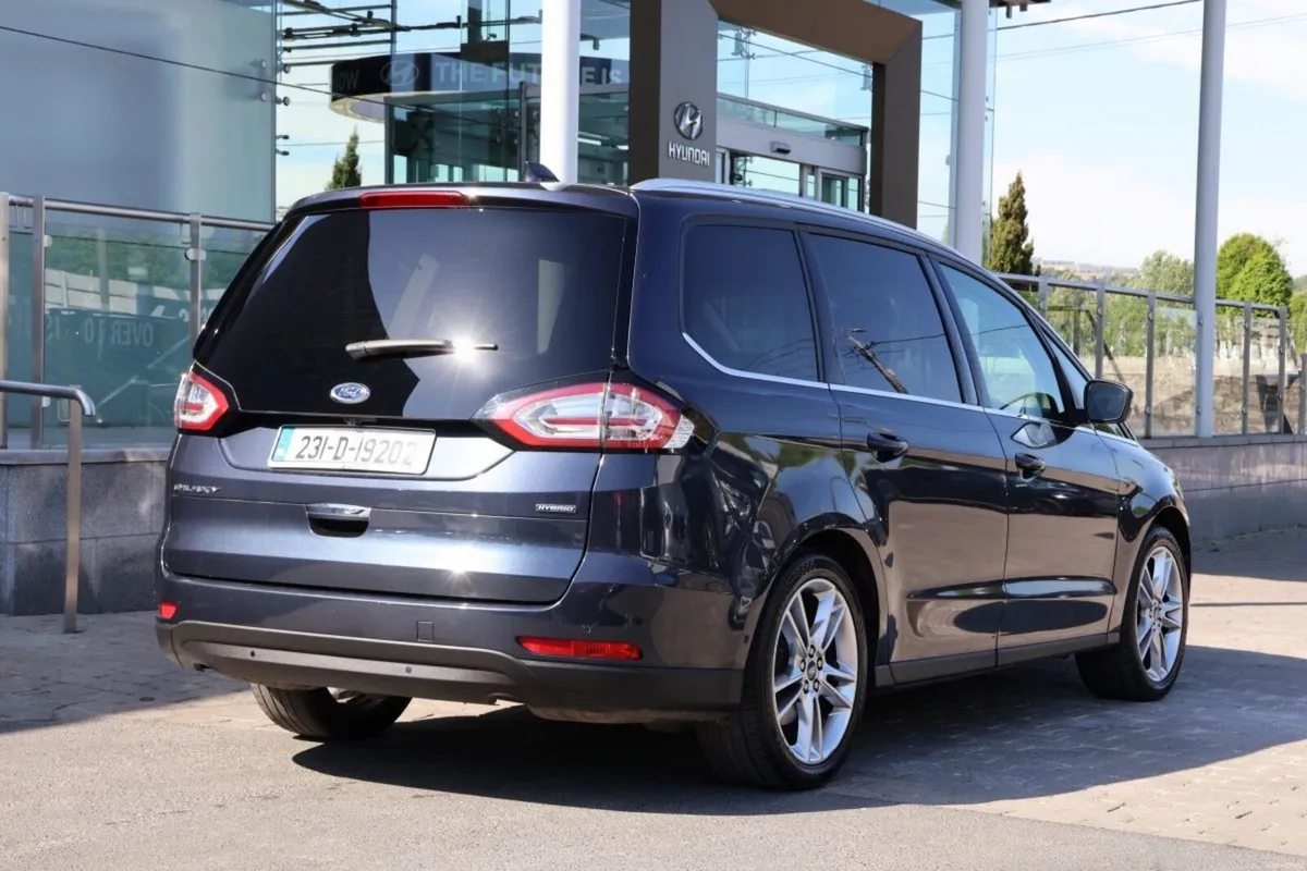 Ford Galaxy 2.5 Duratec 190PS FHEV Titanium Auto - Image 5