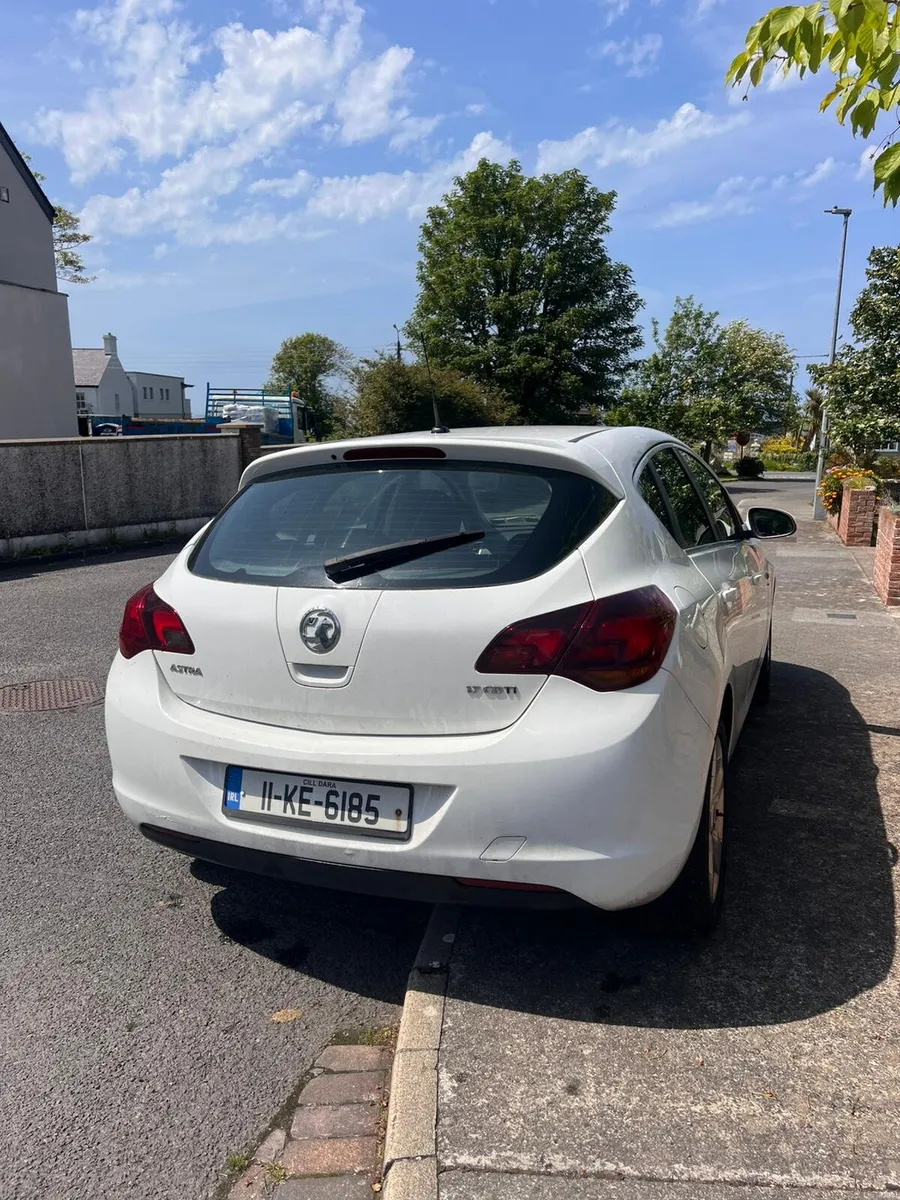 2011 Vauxhall Astra 1.7 Diesel - Image 2