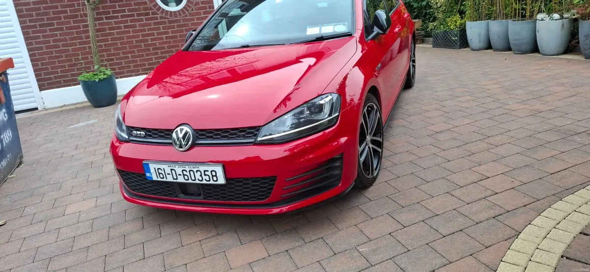 Volkswagen Golf 2016 GTD Manual - Image 3