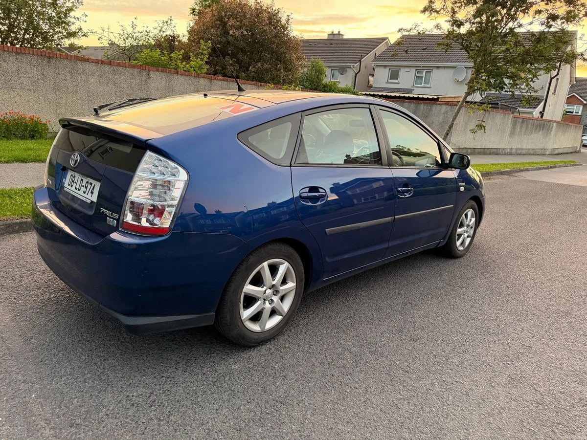 Toyota Prius new nct price €2900 - Image 3