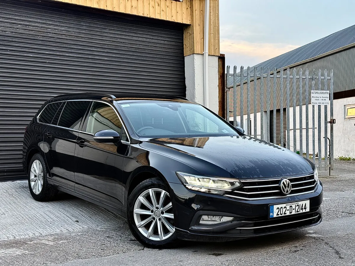 Volkswagen Passat 2020 - Image 4