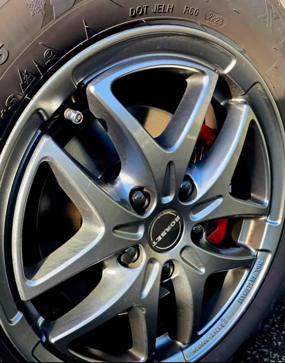 Audi A3 new tires , new - Image 3