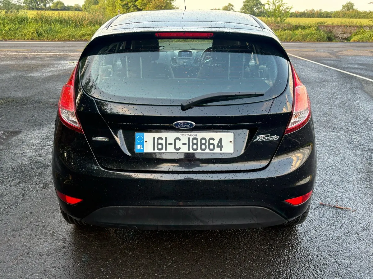 2016 161 Ford Fiesta 1.0 Petrol - Image 4