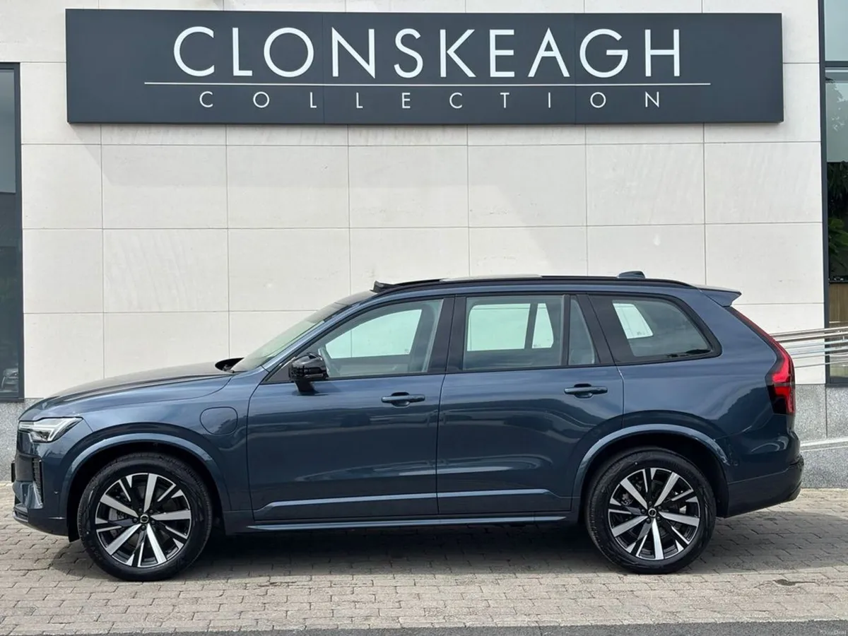 Volvo XC90 T8 PLUS AWD, PAN ROOF - Image 4