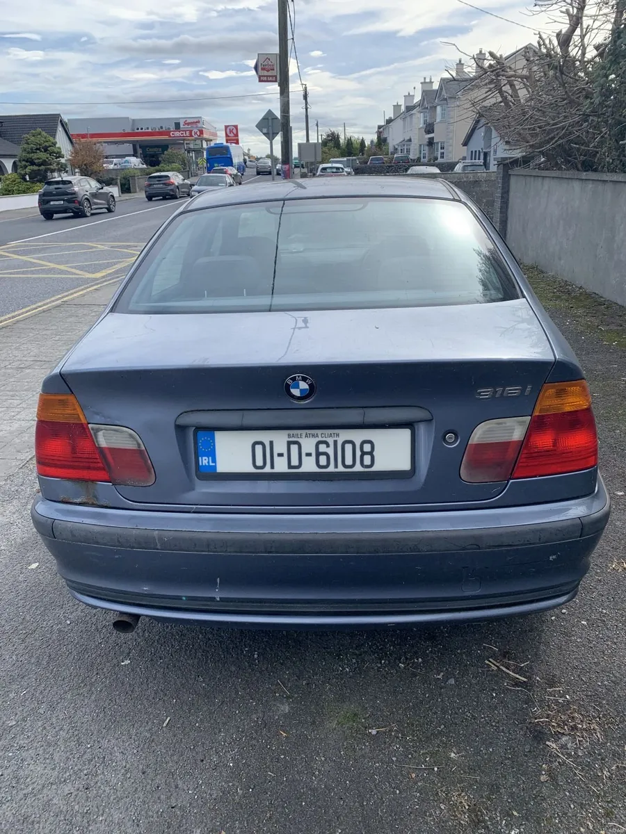 BMW 316i 2001 - Image 2