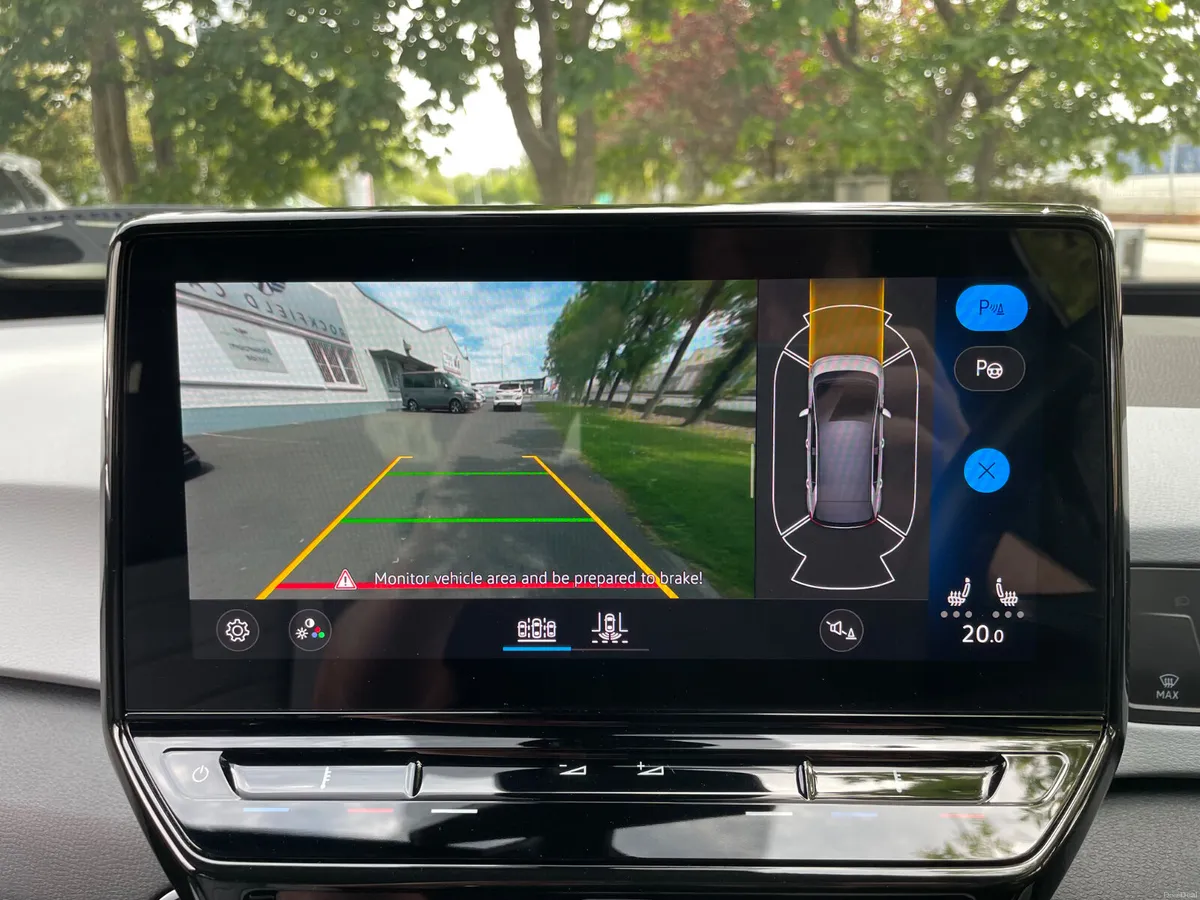 58KWH - SOH 93.1% WIRELESS CHARGING-REVERSE CAMERA - Image 6