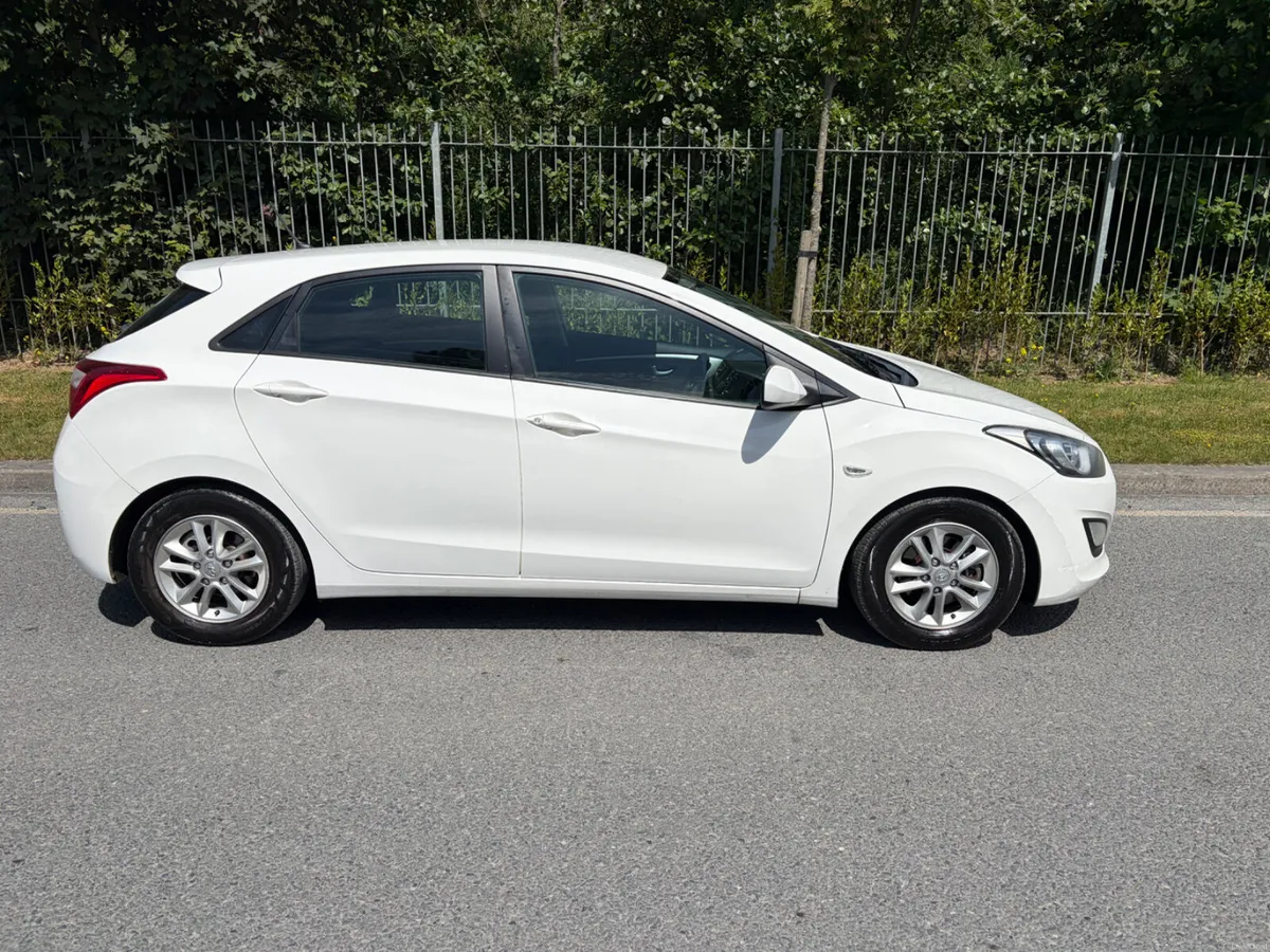 Hyundai i30 2012 nct12/26 - Image 3