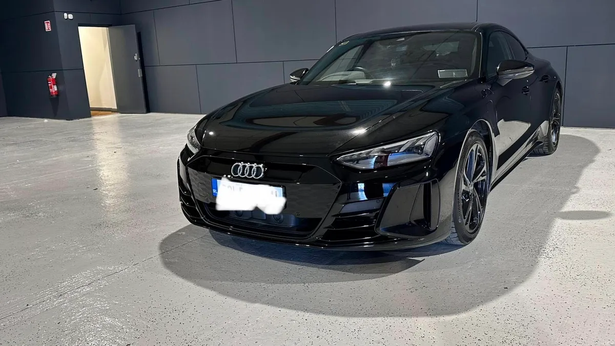 Audi e-tron GT quattro - Image 1