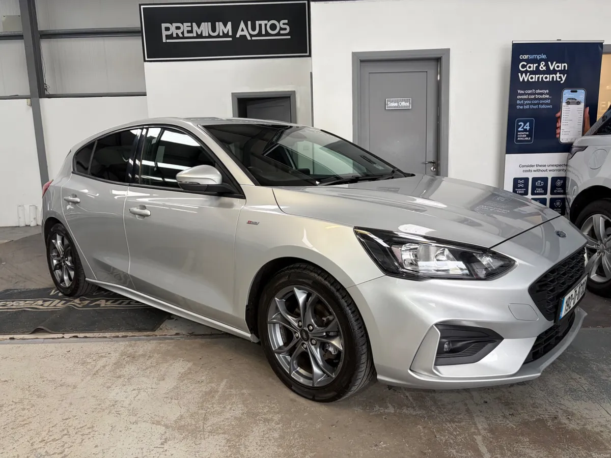 Ford Focus 2019. 1.0T  ST LINE - Image 1