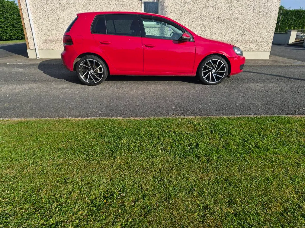 Car - Image 3