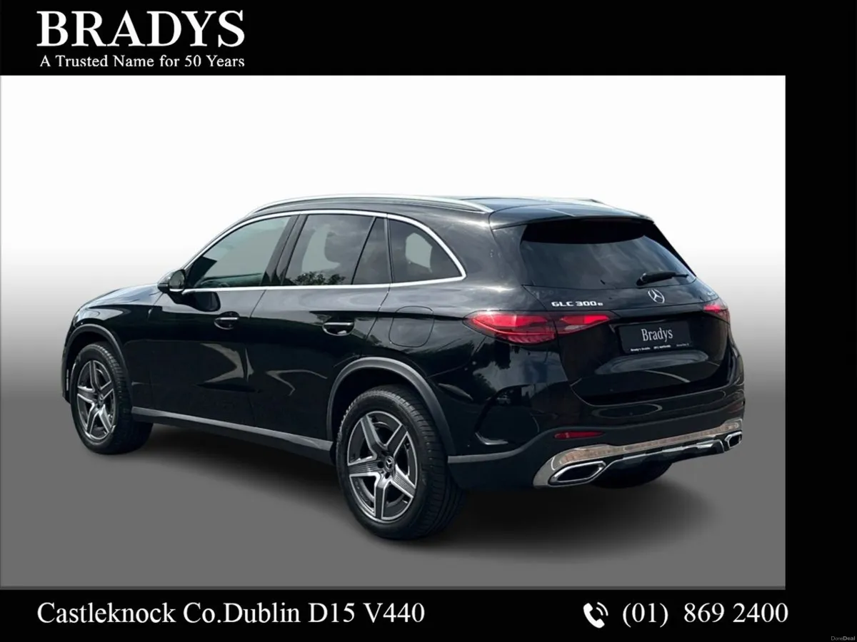 Mercedes-Benz GLC GLC 300e 4MATIC AMG Line--Memory - Image 4