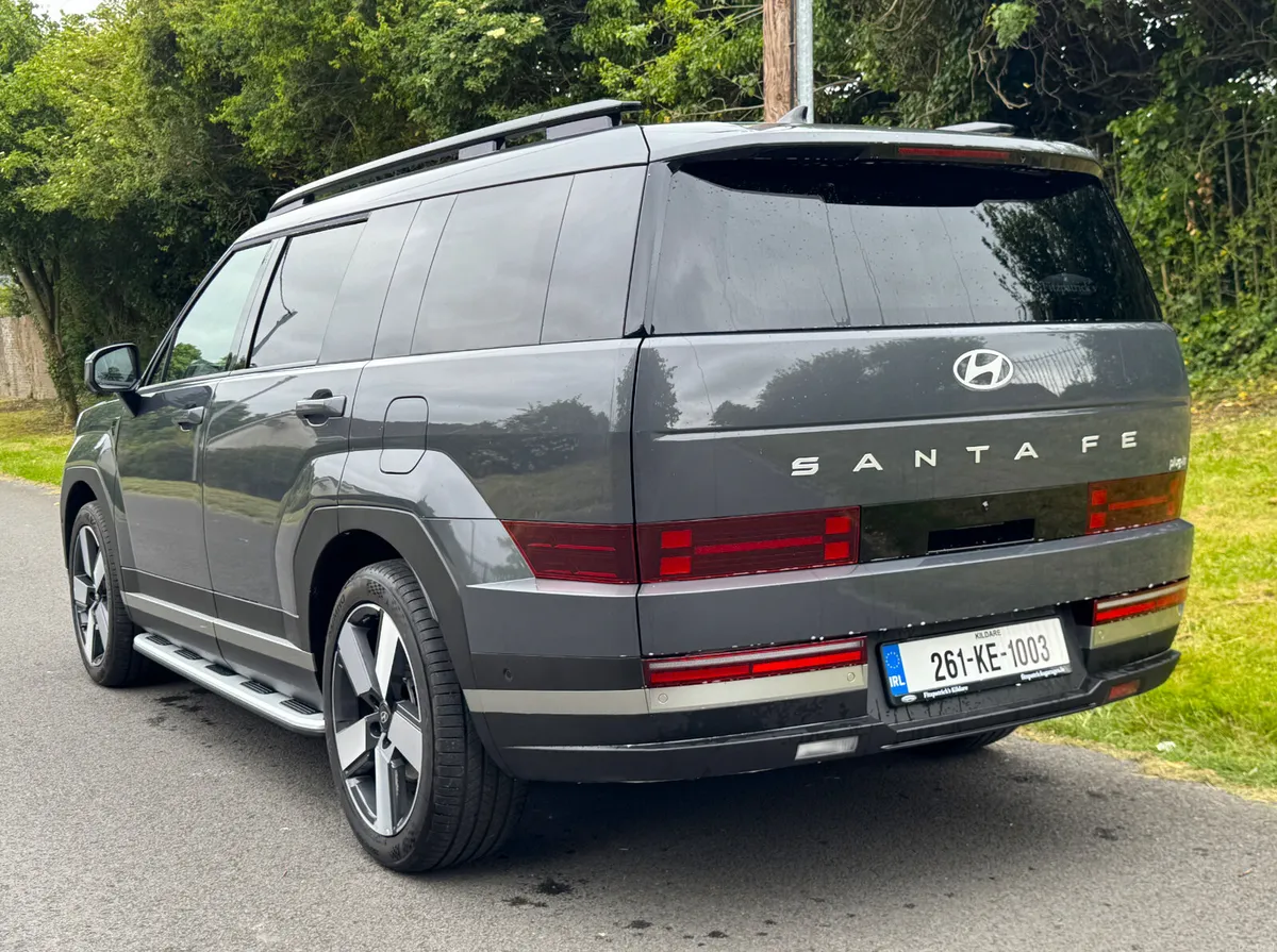 Santa Fe 1.6 Petrol Hybrid PHEV 4WD Premium - 261 - Image 5