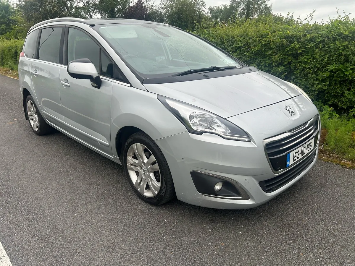 Peugeot 5008 7 seater 2015 - Image 1